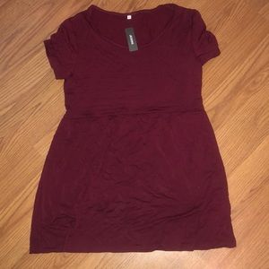 Jezero maternity tee